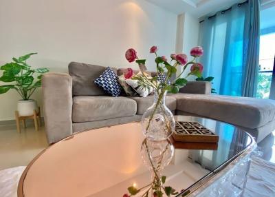 Nova Condo 2bedroom For Sale  Pratamnuk Hill