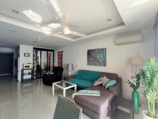 Sea View Condo for Sale at Jomtien Plaza Condotel