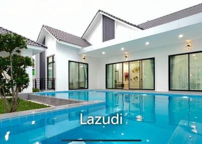 3 Beds 4 Baths 300 SQ.M. Luxury Pool Villa in East Pattaya