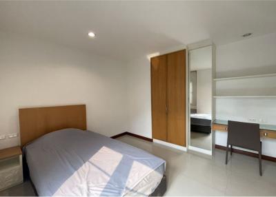 For Rent : Modern 3BR Apartment in Ekamai Soi 12 - 920071001-12576
