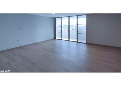 3 bedrooms for rent BTS Ekkamai - 920071001-12578