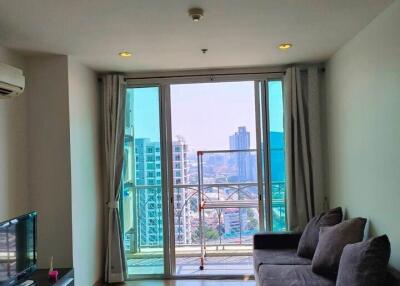 Condo for Rent at The Complete Narathiwas