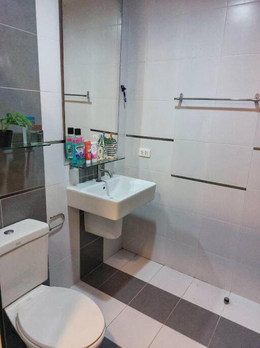 Condo for Sale at The Base Sukhumvit 77