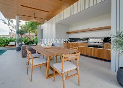 House For sale 4 bedroom 220 m² with land 430 m² in Botanica Grand Avenue, Phuket