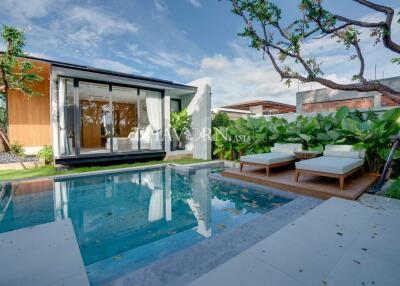 House For sale 4 bedroom 220 m² with land 430 m² in Botanica Grand Avenue, Phuket