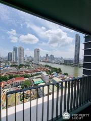 Studio Condo at Chapter Charoennakhon–riverside near BTS Krung Thon Buri