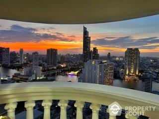 1-BR Condo at Nusa State Tower Condominium near BTS Saphan Taksin