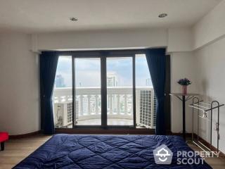 1-BR Condo at Nusa State Tower Condominium near BTS Saphan Taksin