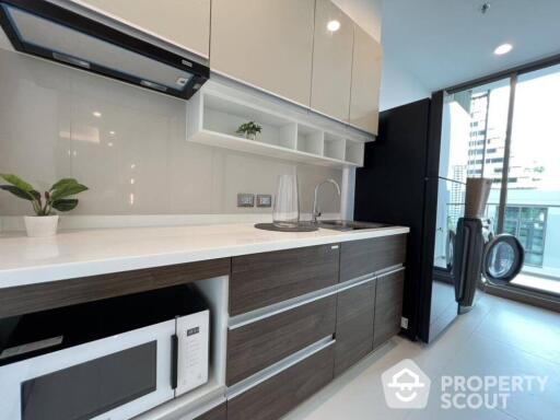 2-BR Condo at Supalai Oriental Sukhumvit 39 near MRT Phetchaburi