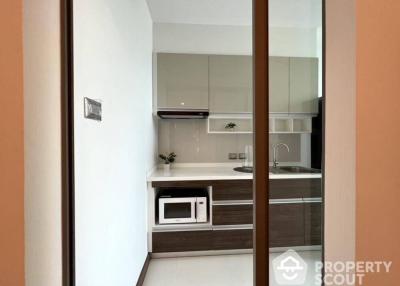 2-BR Condo at Supalai Oriental Sukhumvit 39 near MRT Phetchaburi