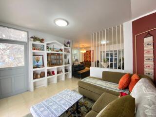 Nice 4 bedroom corner unit for sale in Doi Saket