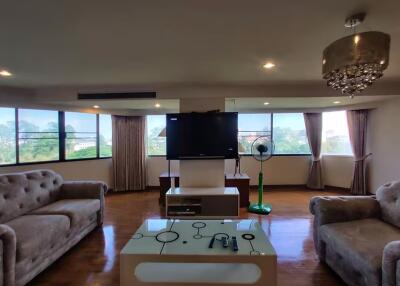 4 Bedroom Condo for Rent/Sale at Hillside 4