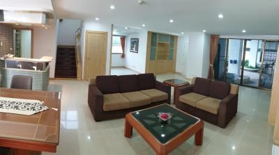 Supalai Place 3 bedroom condo for rent