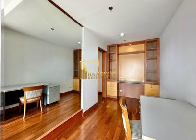 Nondzee Condominium  Large 3 Bedroom Duplex in Sathorn