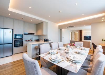 3 Bedroom Luxury Apartment in Bearing