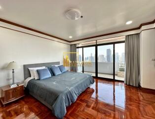 Ruamsuk Condominium  Spacious 3 Bedroom Property in Phrom Phong