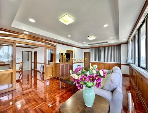 Ruamsuk Condominium  Spacious 3 Bedroom Property in Phrom Phong