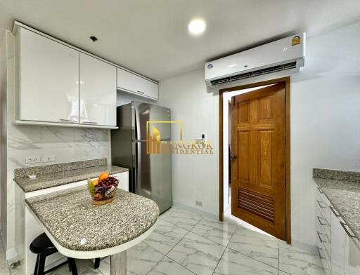 Ruamsuk Condominium  Spacious 3 Bedroom Property in Phrom Phong