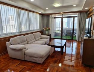 Ruamsuk Condominium  Spacious 3 Bedroom Property in Phrom Phong