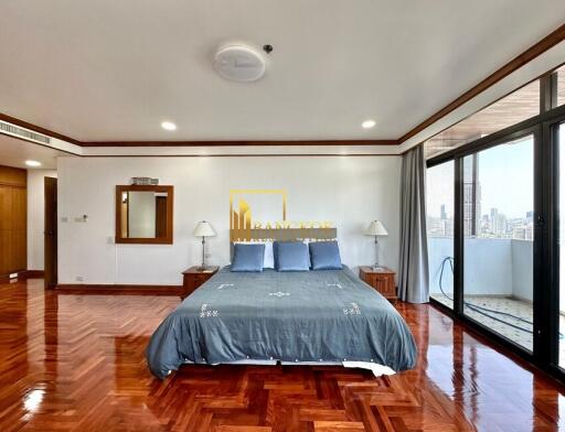 Ruamsuk Condominium  Spacious 3 Bedroom Property in Phrom Phong