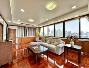 Ruamsuk Condominium  Spacious 3 Bedroom Property in Phrom Phong