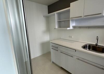 Condo for Sale at The Room Sukhumvit 64