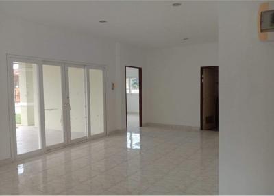 House for sale, good location in Pattaya Near tourist attractions - 92001013-272