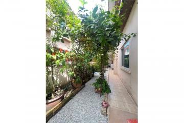 House for sale, good location next to the garden - 92001013-230