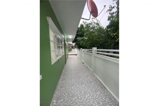 House for sale, good location Near Sukhumvit Road Adjacent to communities and hospitals - 92001013-237