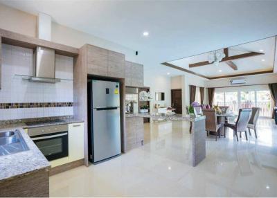 House for sale, Phlu Villa, modern style. Ranked in Thailand, close to Sattahip and the sea - 92001013-321