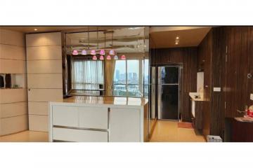 Corner condo for sale With balcony on 2 sides, convenient to travel. - 92001013-303