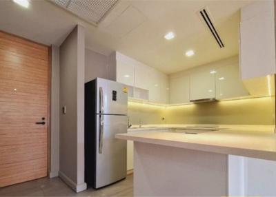 2BR Luxury Residence in Sukhumvit 31 - Convenience and Comfort