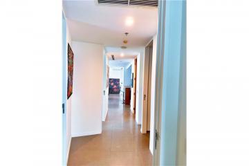 For Sale Best Price : Stunning 3BR Riverside Condo at The River, Charoennakorn 13 - 920071001-12579