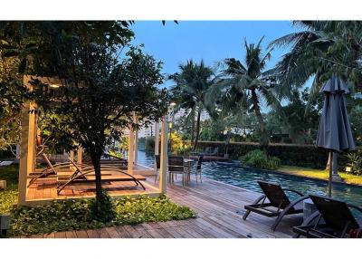 For Sale Best Price : Stunning 3BR Riverside Condo at The River, Charoennakorn 13