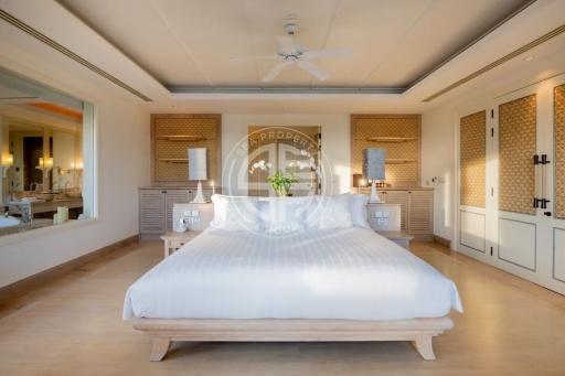 3 bedrooms Stunning Sea View  Luxury Villa  in Layan Beach