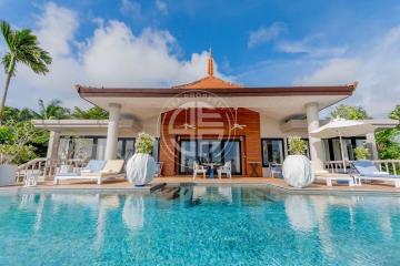 3 bedrooms Stunning Sea View  Luxury Villa  in Layan Beach