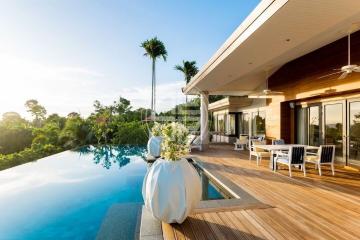 3 bedrooms Stunning Sea View  Luxury Villa  in Layan Beach