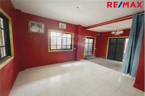 140 Sqm., 3 Beds Townhouse listed for ฿ 3,500,000.