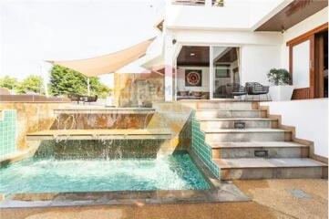 Sunset Seaview Luxury Villa For Sale.