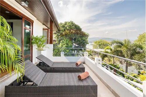 Sunset Seaview Luxury Villa For Sale.