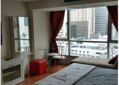 1-BR Condo at The Trendy Condominium near BTS Nana