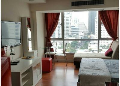 1-BR Condo at The Trendy Condominium near BTS Nana