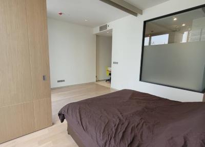 1-BR Condo at Ashton Silom near BTS Chong Nonsi