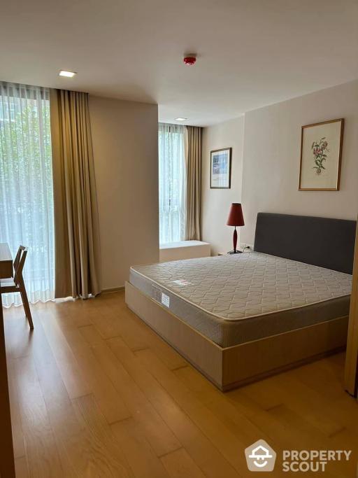 1-BR Condo at Liv @ 49 near BTS Thong Lor