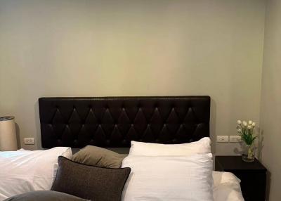 1-BR Condo at Rhythm Sukhumvit 44/1 near BTS Phra Khanong