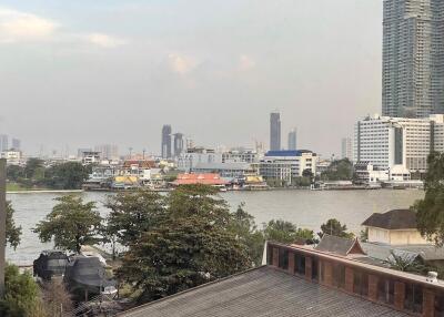 2 bed Condo in Chapter Charoennakhorn-Riverside Banglamphulang Sub District C020807