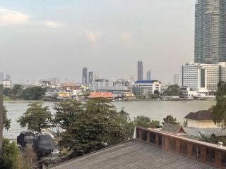 2 bed Condo in Chapter Charoennakhorn-Riverside Banglamphulang Sub District C020807