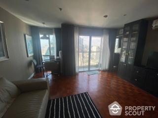 1-BR Condo at Silom Suite Condominium near BTS Saint Louis