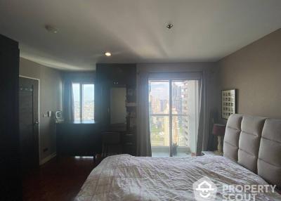 1-BR Condo at Silom Suite Condominium near BTS Saint Louis