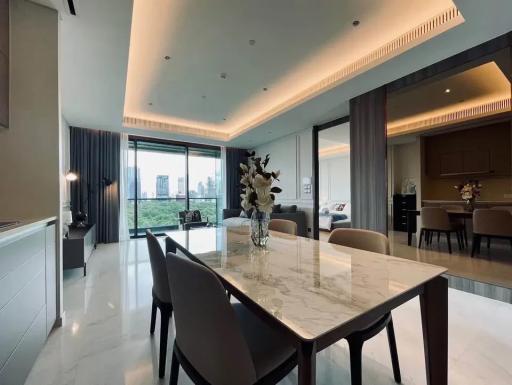 Sindhorn Tonson 1 bedroom luxury condo for sale